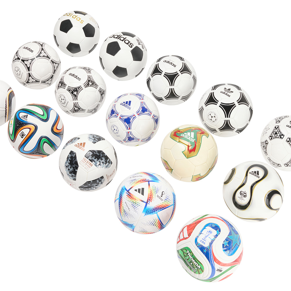 Conjunto de Balones Historical Pro Copa Mundial de la FIFA™ image number null